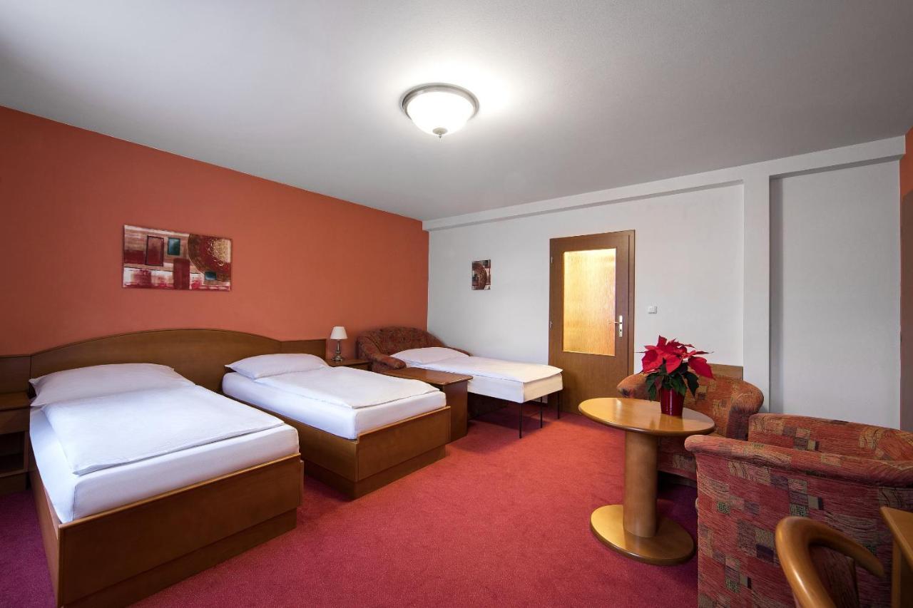 Attic Hotel Prague Ngoại thất bức ảnh