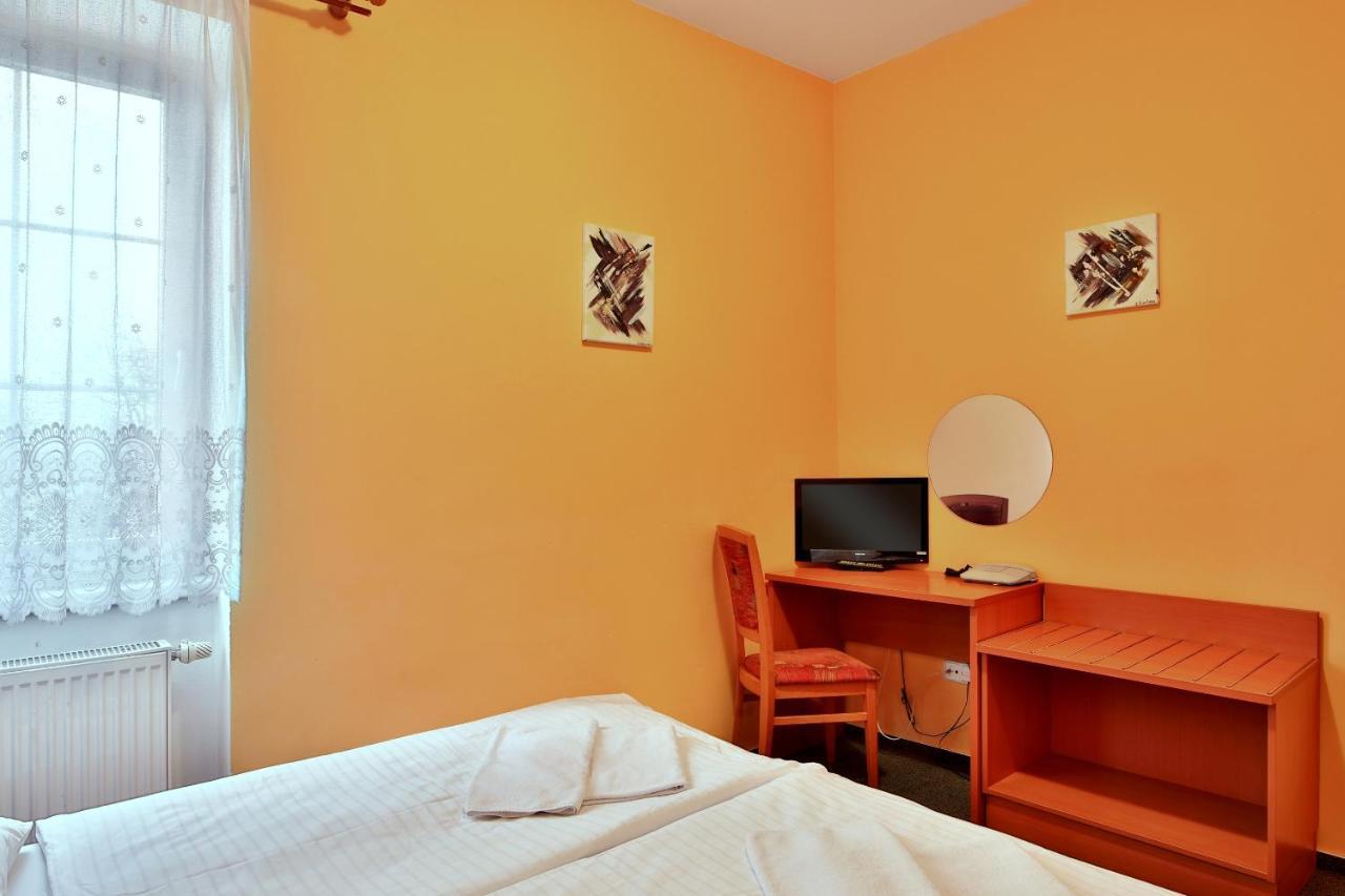 Attic Hotel Prague Ngoại thất bức ảnh