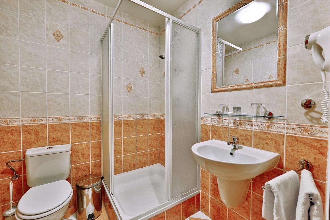Attic Hotel Prague Ngoại thất bức ảnh